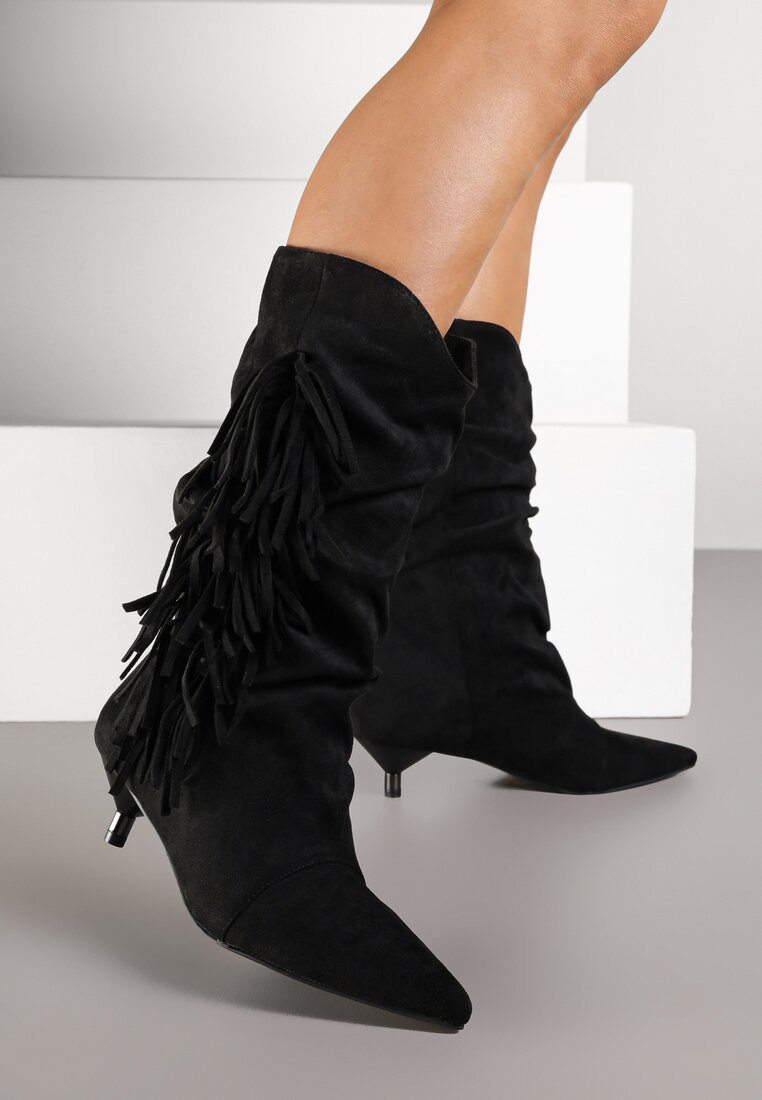 Botine Negre pe toc pisicuta Decorate cu franjuri si cu caramb incretit Latolea