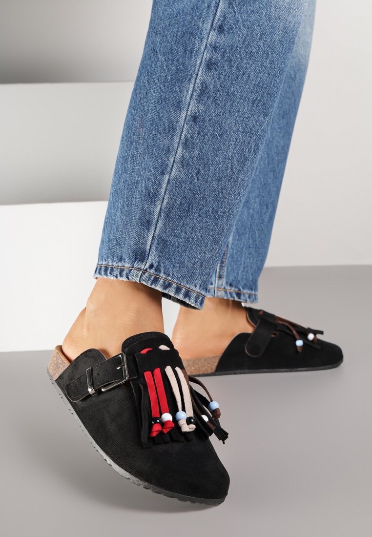 Papuci Mule Negre cu Decorațiuni Originale cu Ciucuri Beladde