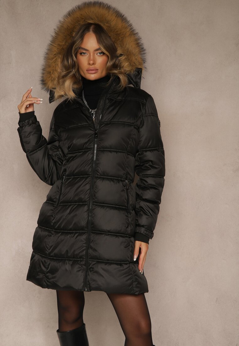 Geacă Neagră Matlasată cu o croială lungă cu glugă detașabilă cu blană Fenalda