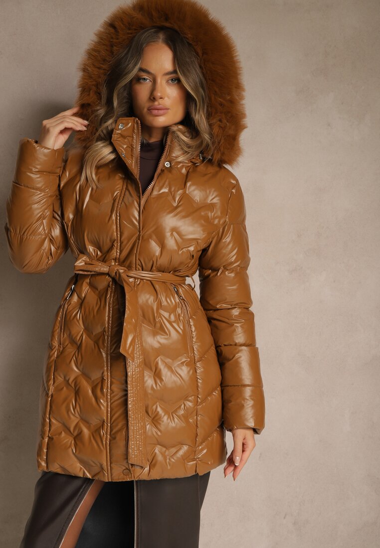 Jachetă Maro Matlasată cu blană detașabilă și glugă decorată cu curea Olinesa