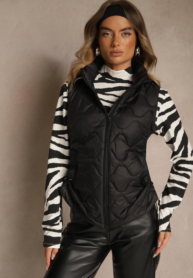 Vestă Neagră cu Glugă Detașabilă și Model Matlasat Tiozarе