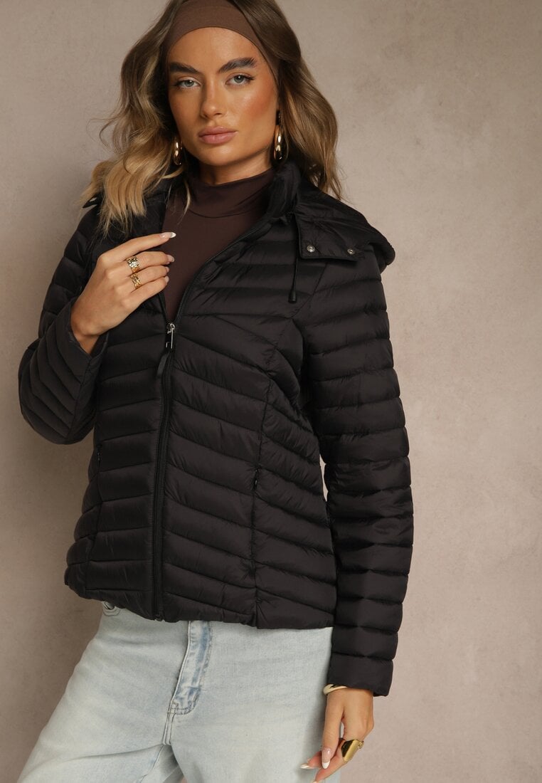 Jachetă Neagră De tranziție cu Cusături matlasate și glugă Suritte