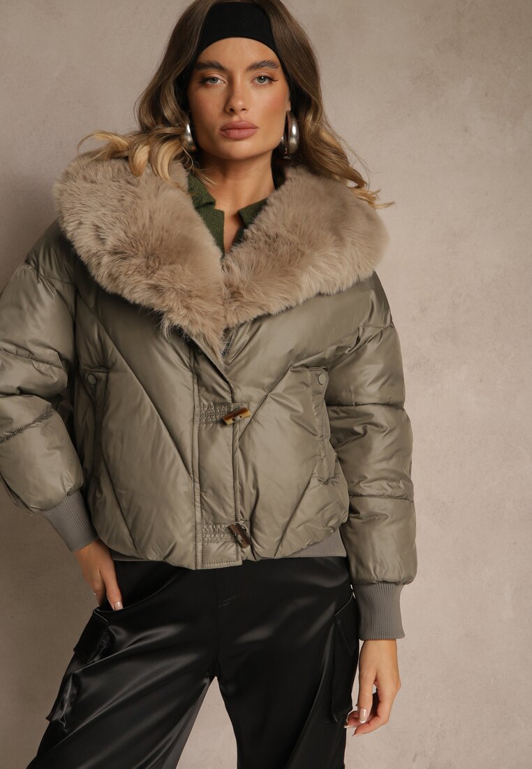 Geacă tip cutie Verde închis cu Cusături matlasate și Glugă cu Blană Ruvitta