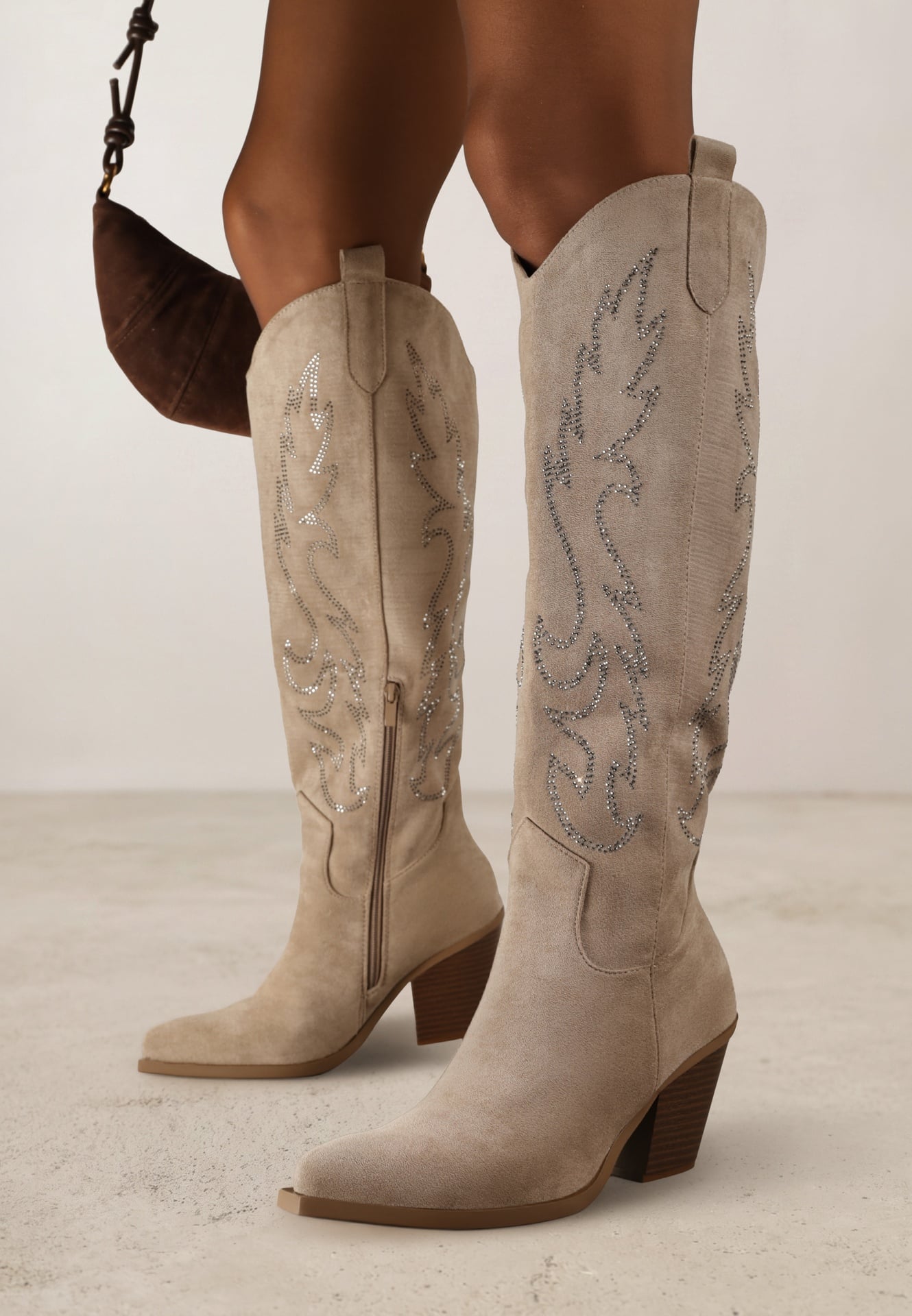 Cizme Cowboy Bej închis cu toc conic decorate cu zirconii Nalera