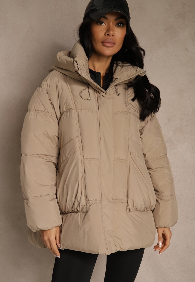Jachetă Bej Oversize cu Cusături Matlasate și Glugă Galeana