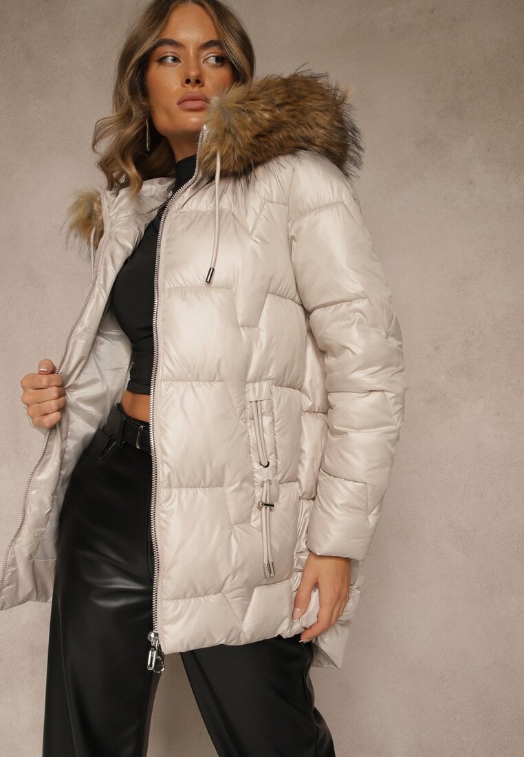 Jachetă Bej cu Cusături Matlasate și Glugă cu Blană Detașabilă Galenea