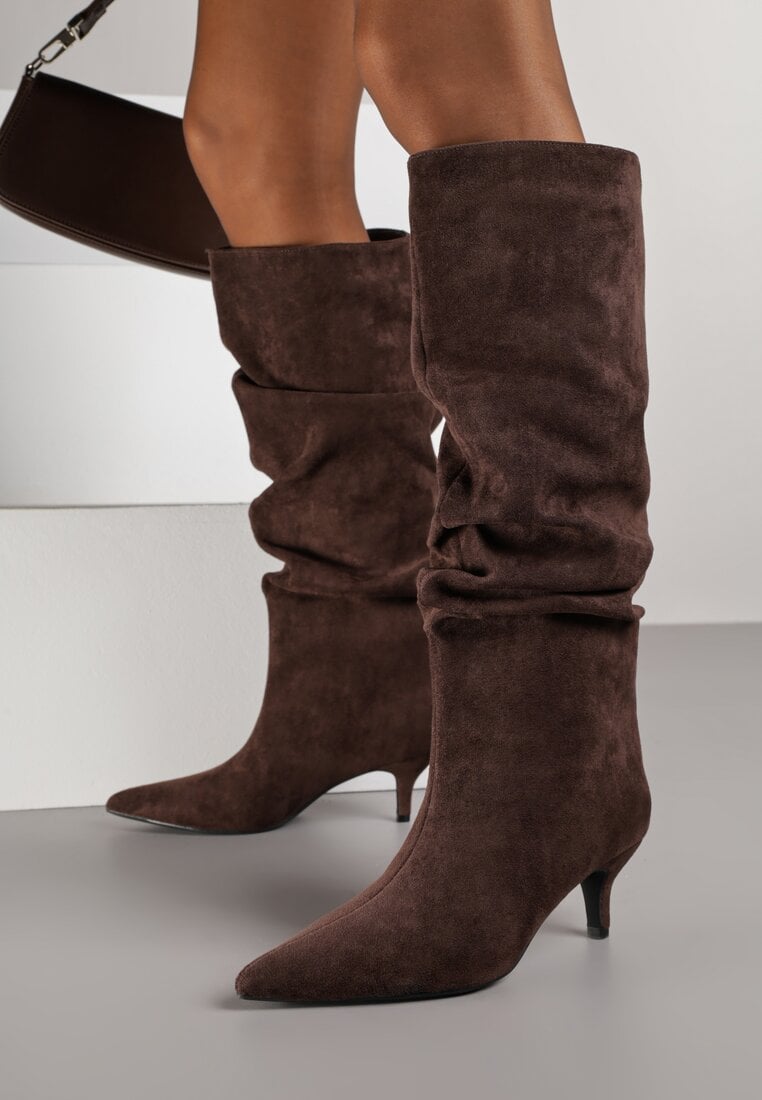 Cizme Maro închis cu toc mic și gamba încrețită Alavitte
