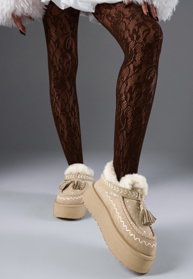 Ghete de zăpadă bej pe platformă decorate cu broderie și franjuri Linomis