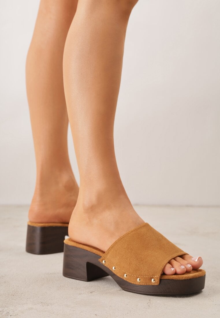 Papuci Maro deschis în stil saboți cu nituri pe toc bloc Junikofa