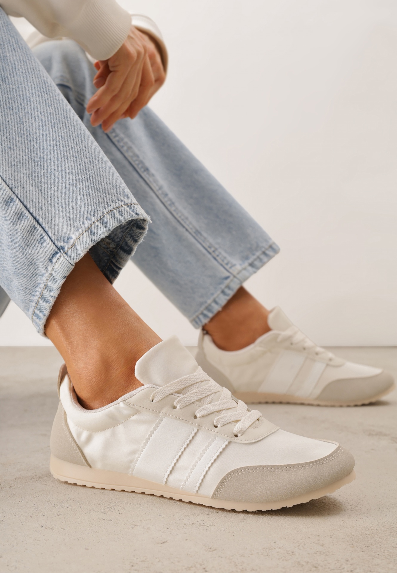 Sneakers Bej în Stil Tenisi Clasici cu Încrețitură la Spate Aiglise