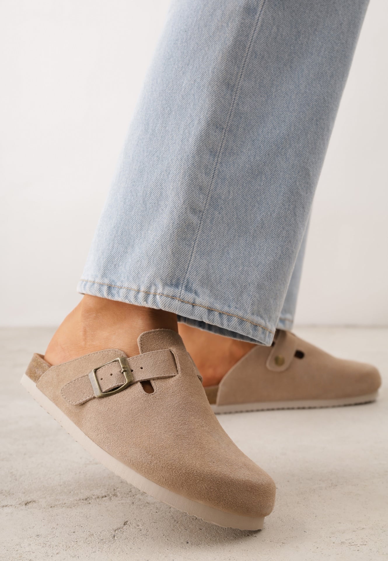 Papuci Jaenyra Meridnore Bej închis