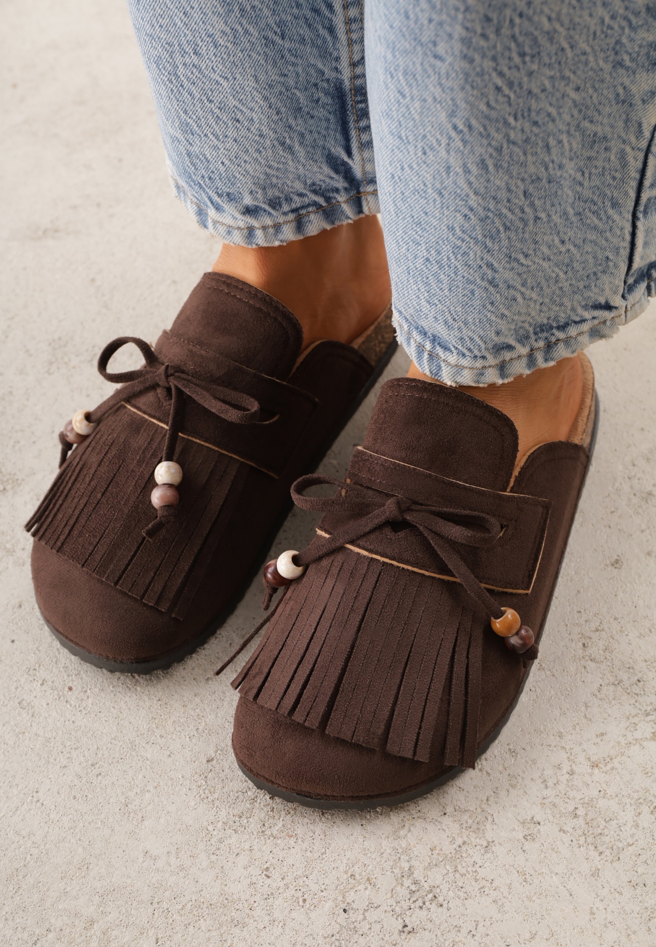 Papuci Maro Mule cu talpă plată cu franjuri fundă și mărgele Zinriara