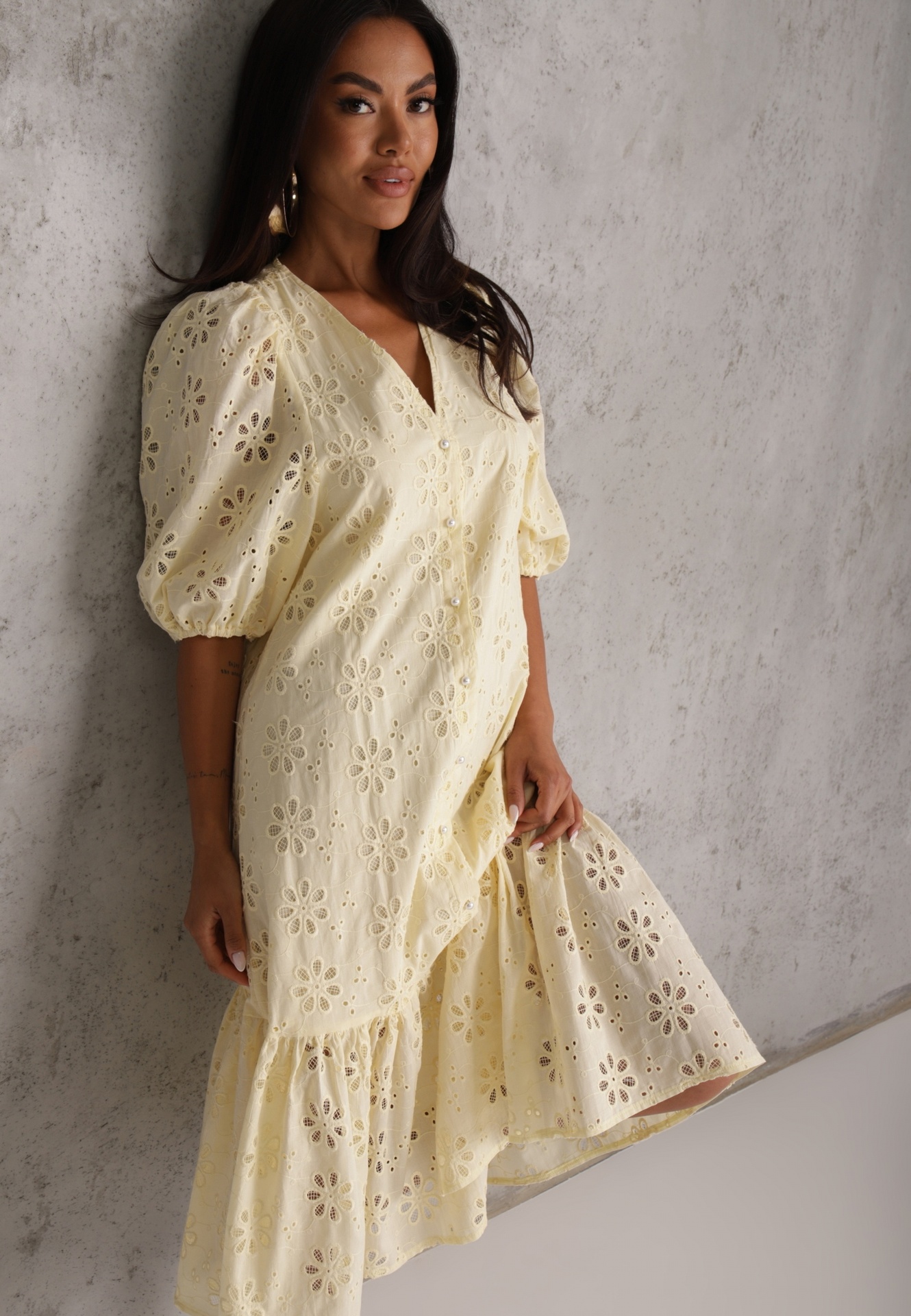 Rochie cu nasturi din bumbac cu model floral ajurat Bamese Galbenă