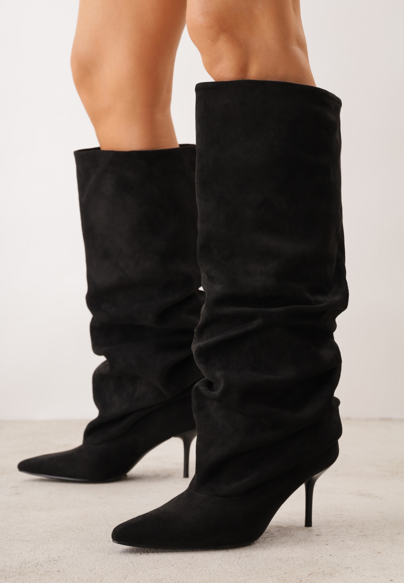 Cizme Slouchy cu efect plisat, cu textură de piele întoarsă, cu toc jos Camosin Negre