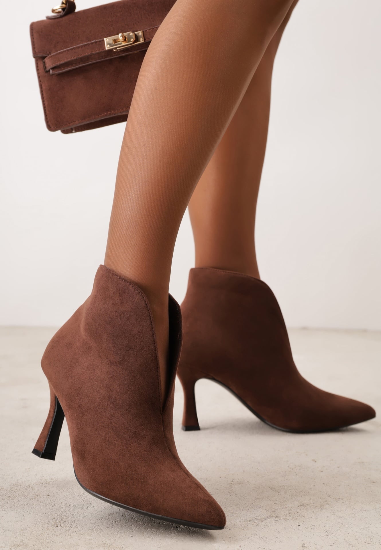 Botine pe toc stiletto geometric, decorate cu decupaj în față pe carâmb Imarea Maro