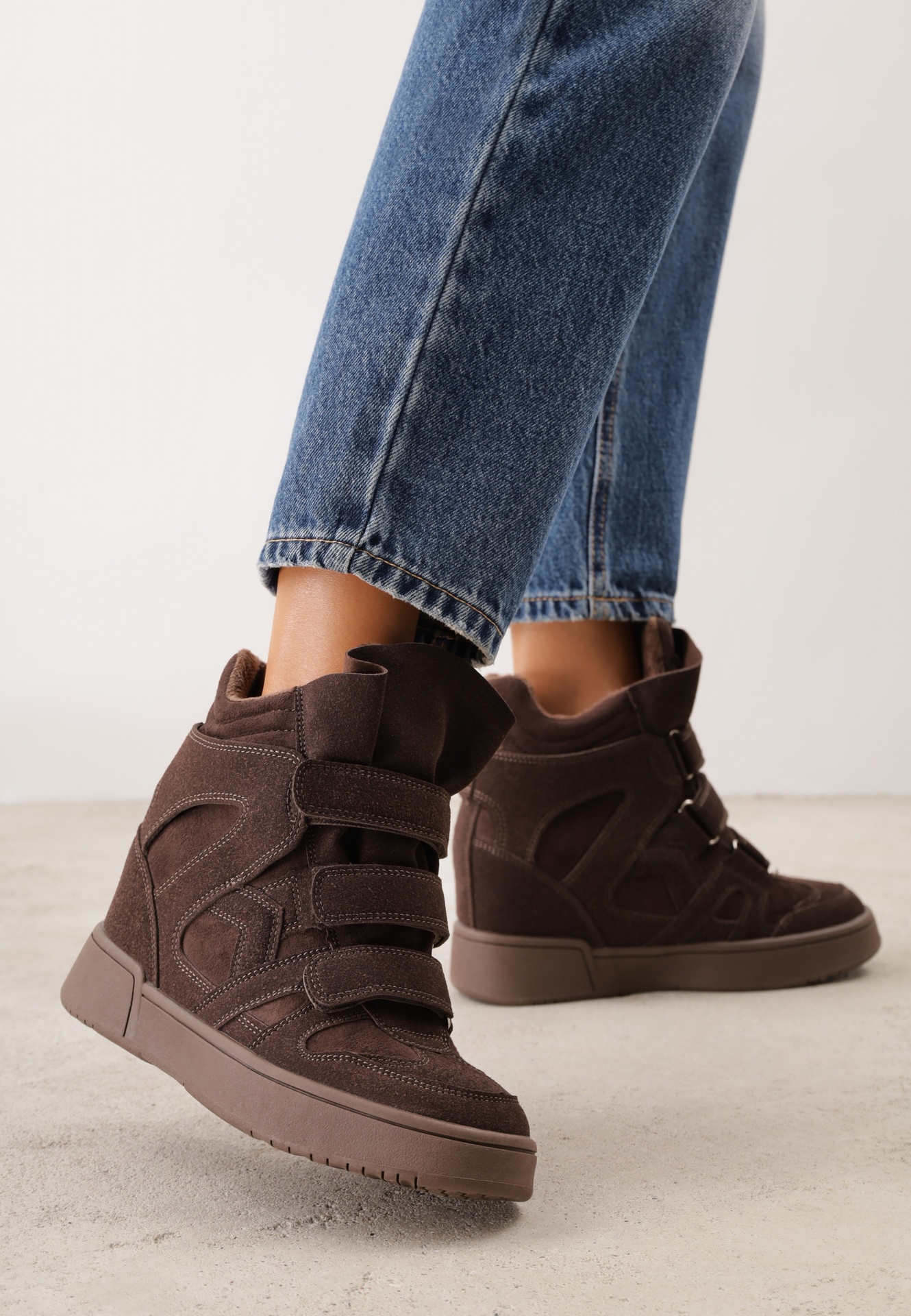 Sneakers Y2K pe platformă cu căptușeală și benzi cu scai Aitia Maro