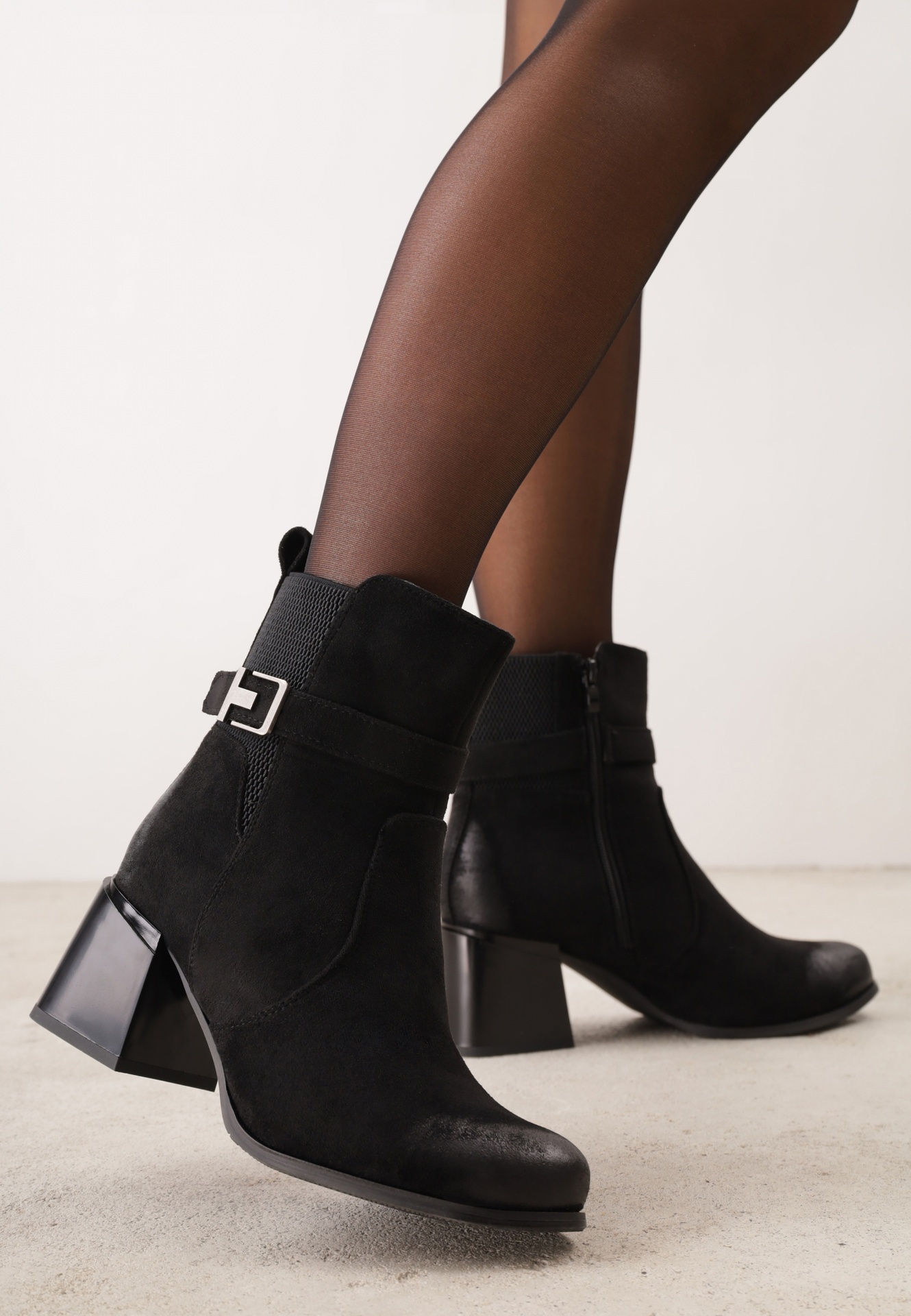 Botine Negre