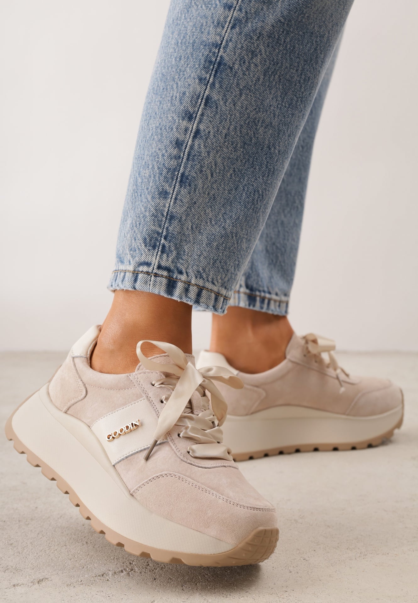 Sneakers cu platformă din piele întoarsă, cu branț din piele naturală – Inferis Bej