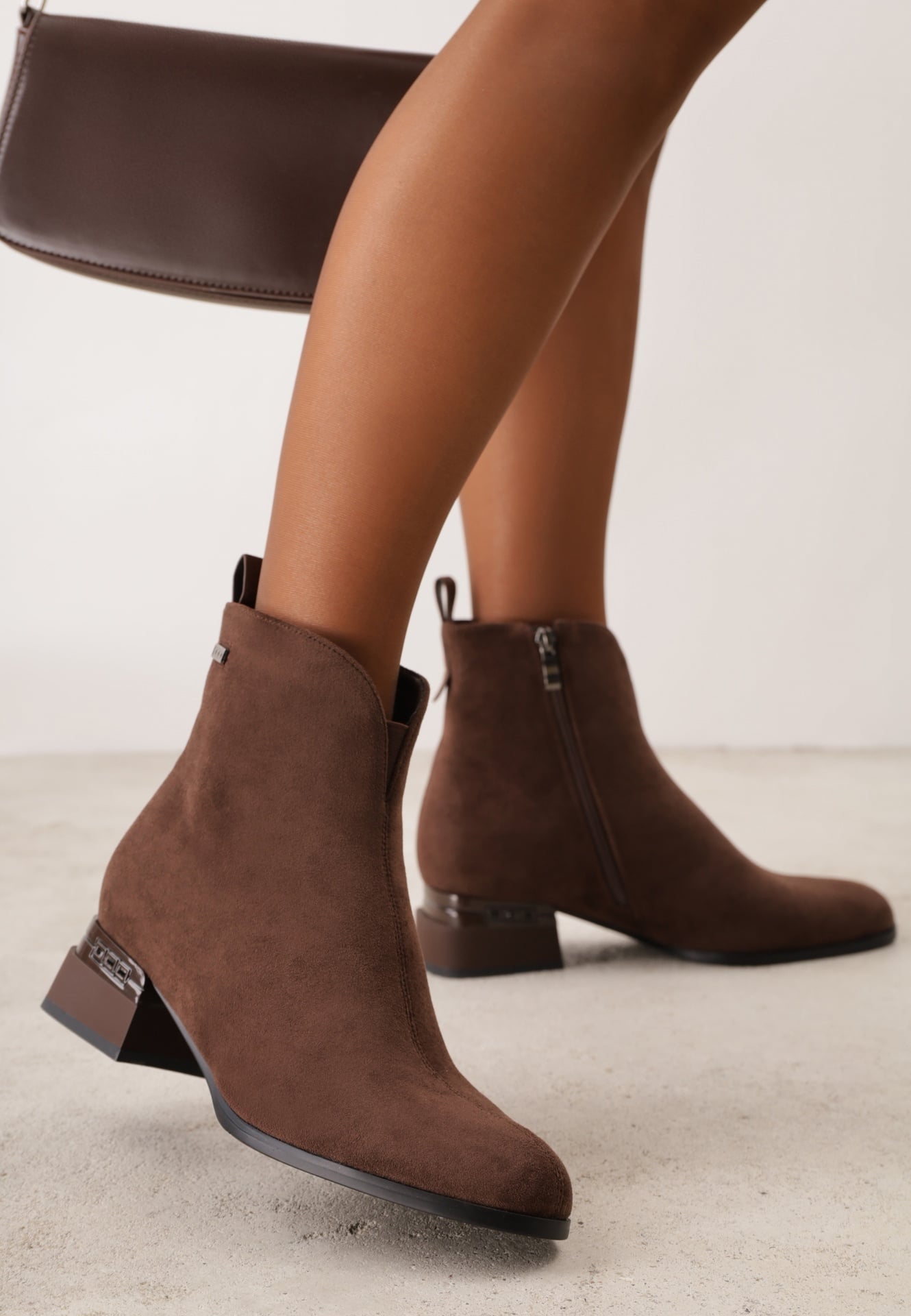 Botine cu Toc Geometric din Imitație de Piele Întoarsă Eucothea Maro