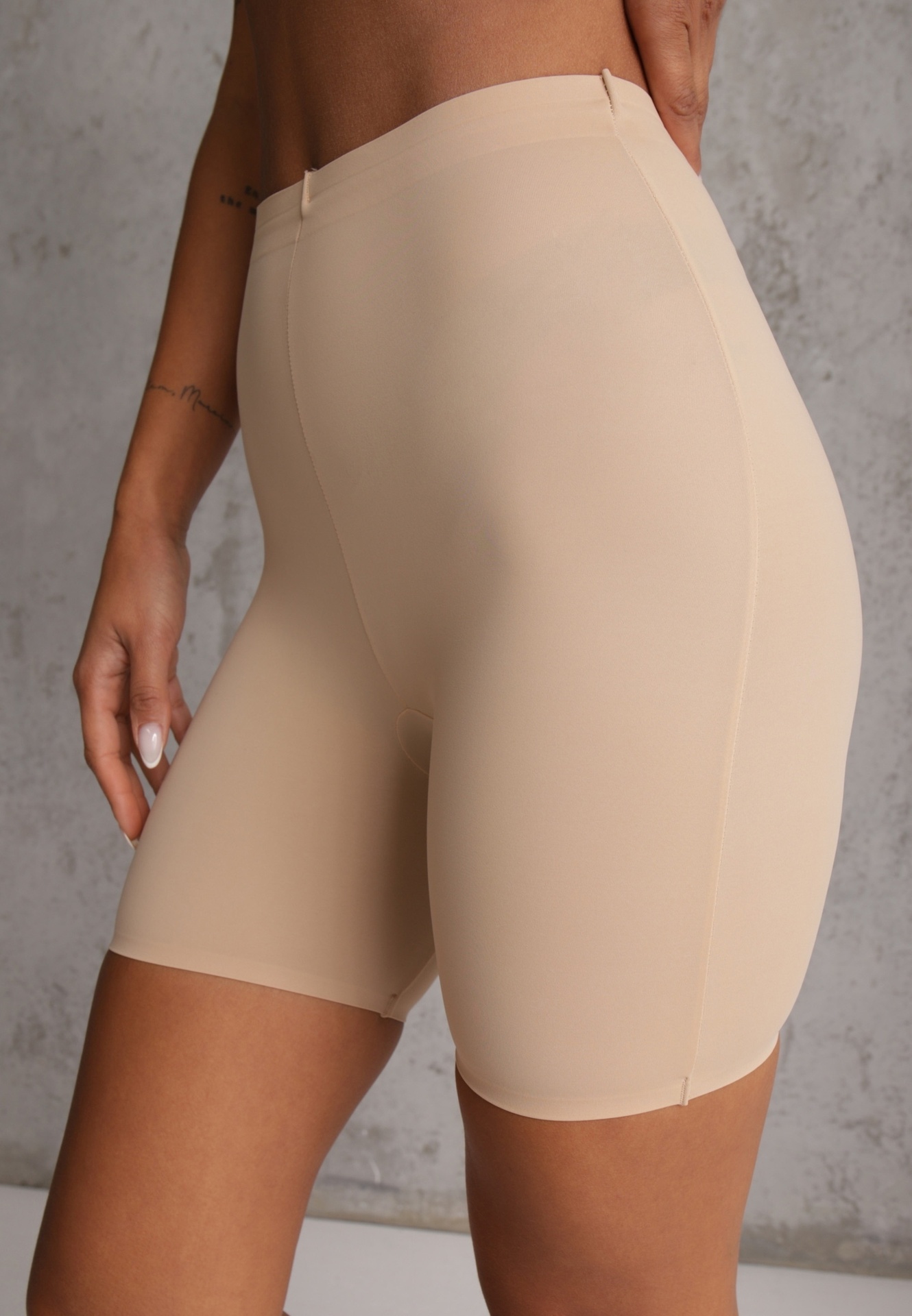 Lenjerie intimă chiloți modelatori fără cusături High Waist Listea Bej