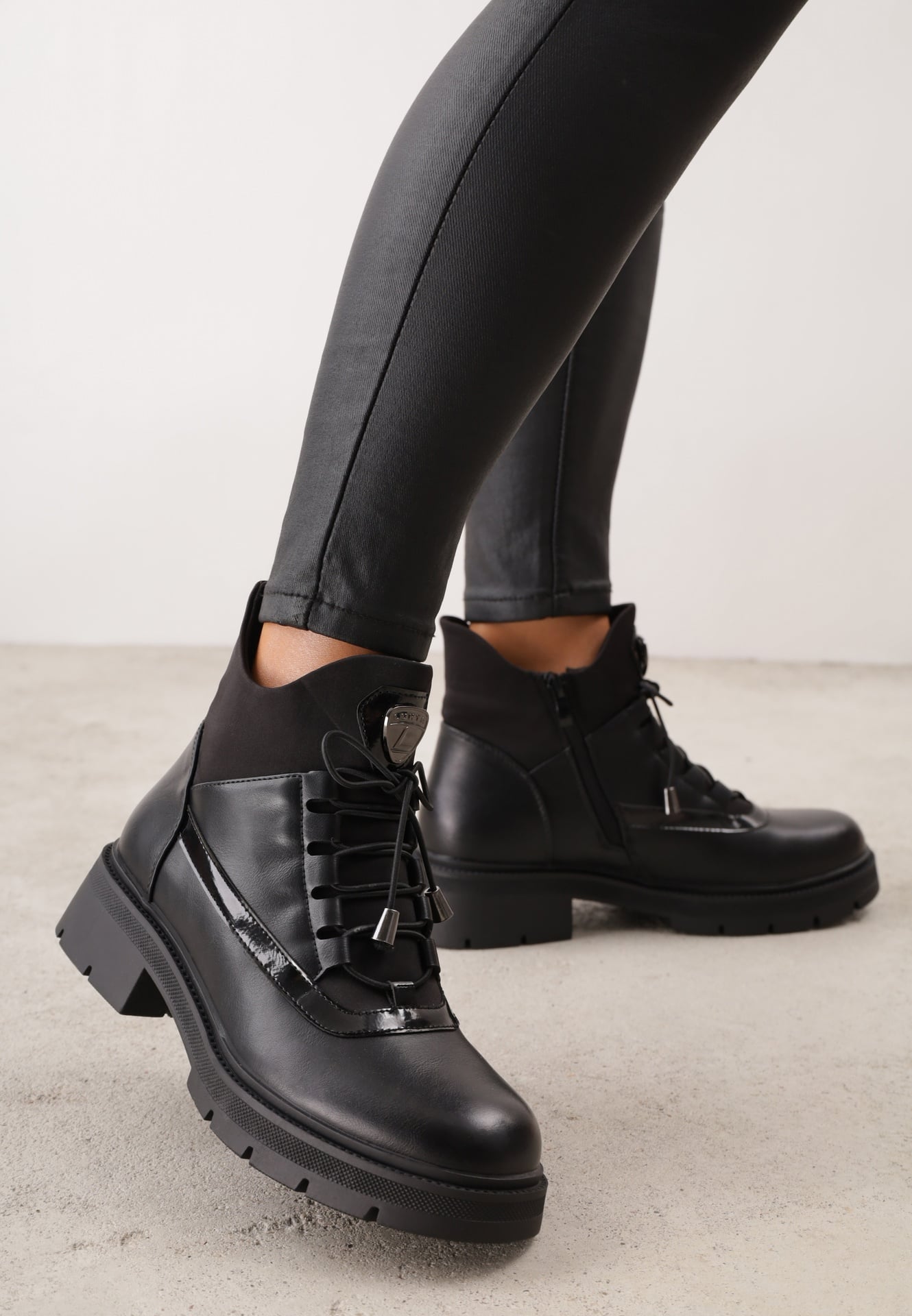 Botine Timamella Negre