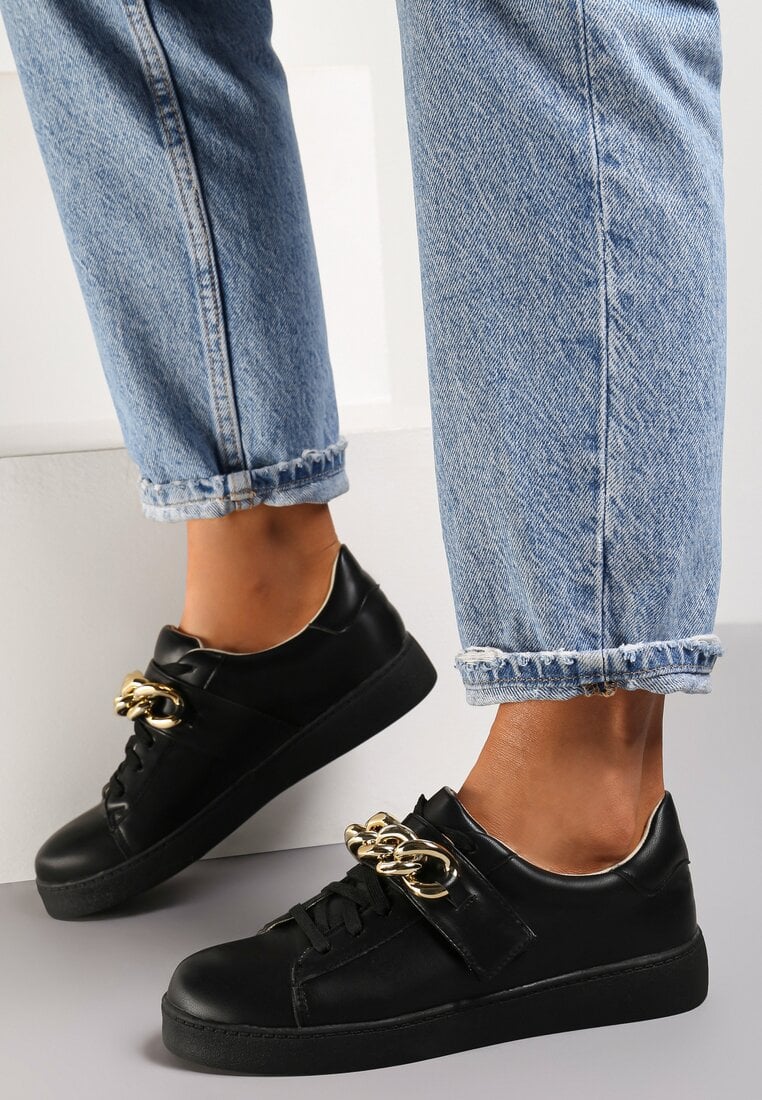 Adidași Negri Amathista