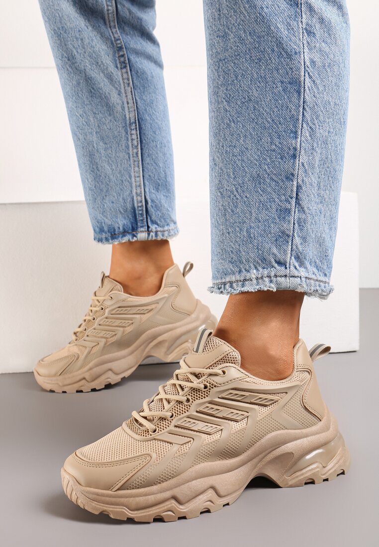 Adidași bej închis cu talpă în relief și inserții din plasă Amrogia