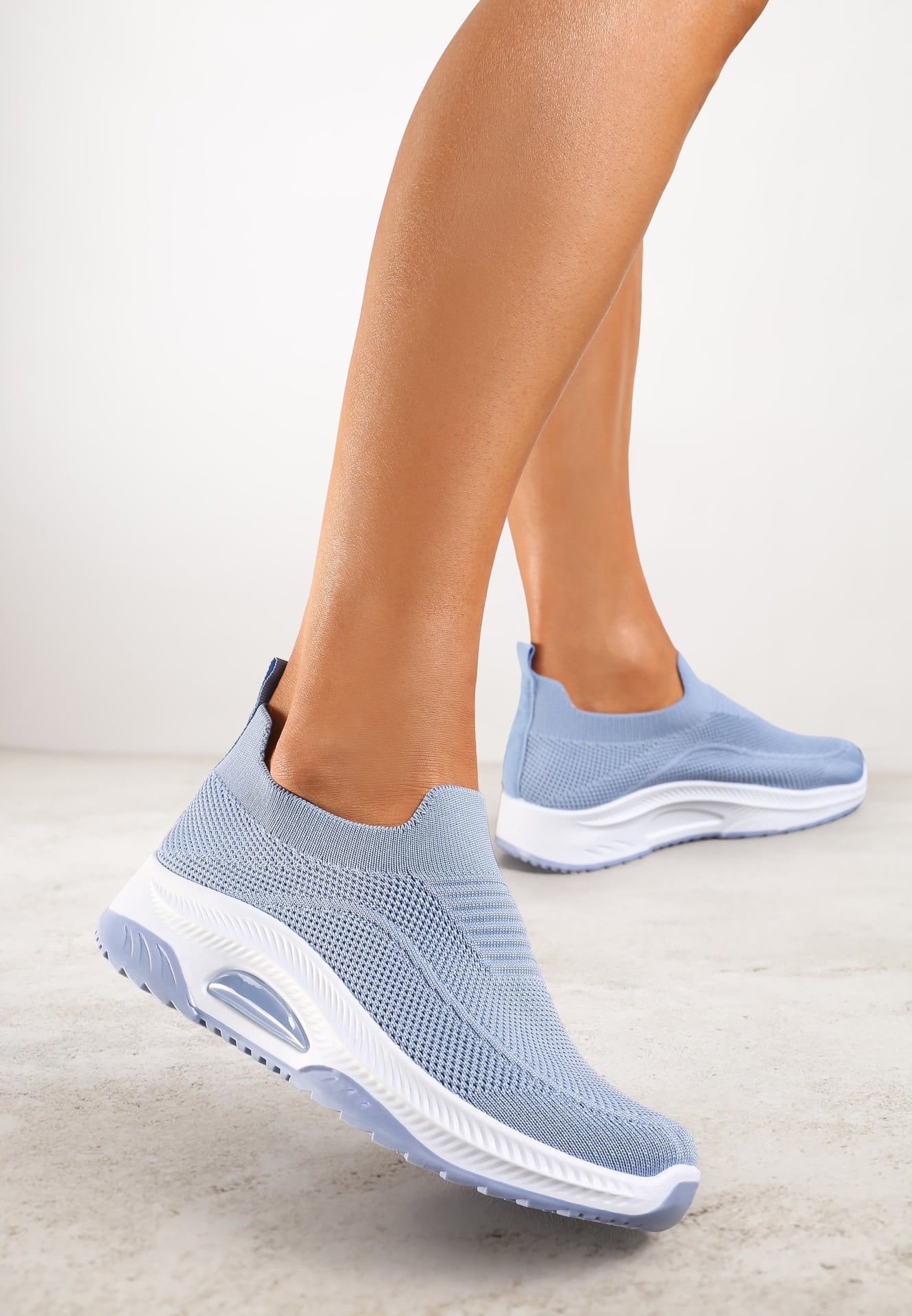 Pantofi sport albaștri casual cu talpă groasă decorați cu perforații Fiovena