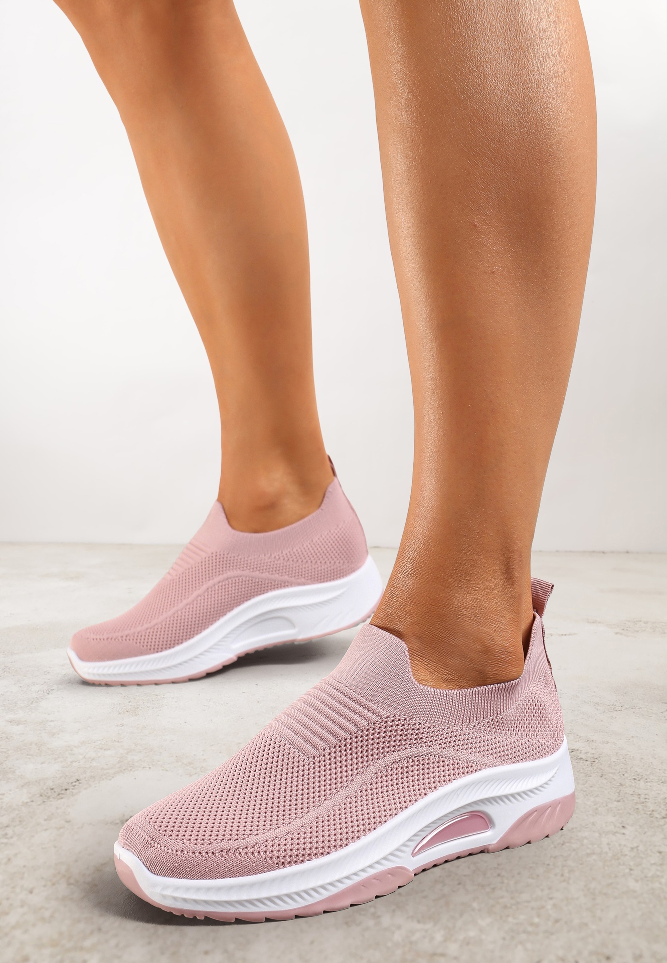 Pantofi Sport Casual Roz cu Talpă Groasă Decorate cu Perforații Fiovena