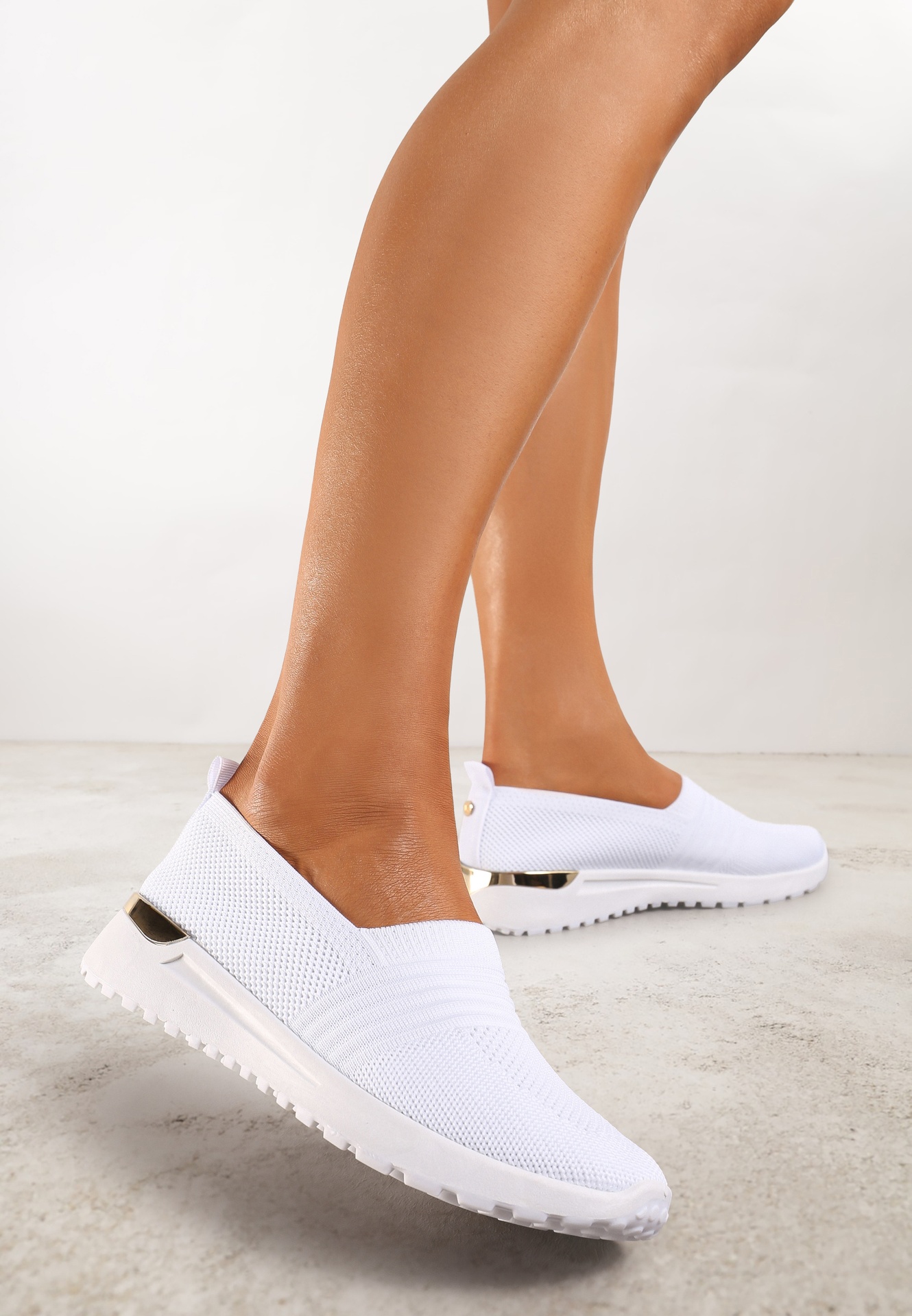 Tenisi Albi Elastici cu Inserție Metalică pe Călcâi Jestella