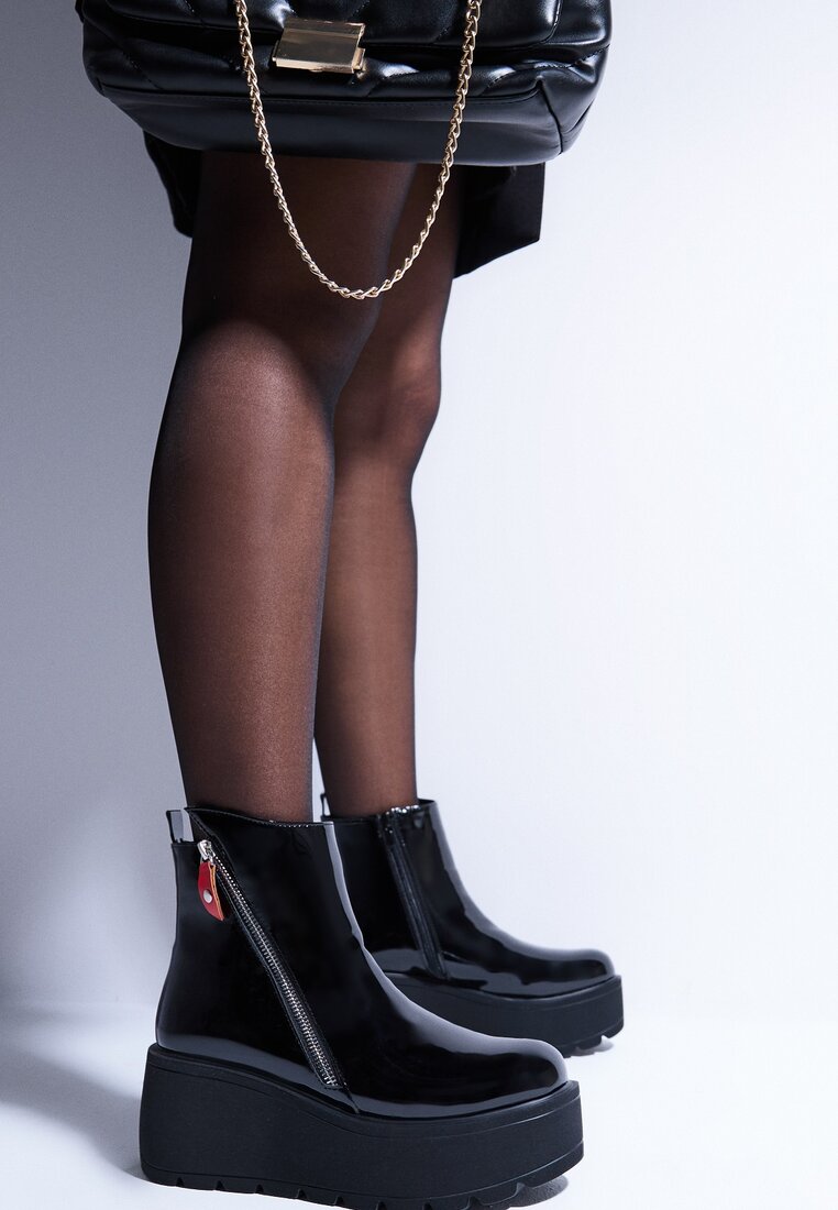 Ghete Negre Lăcuite cu Toc Pană și Platformă Finisate cu Fermoar Irilorae