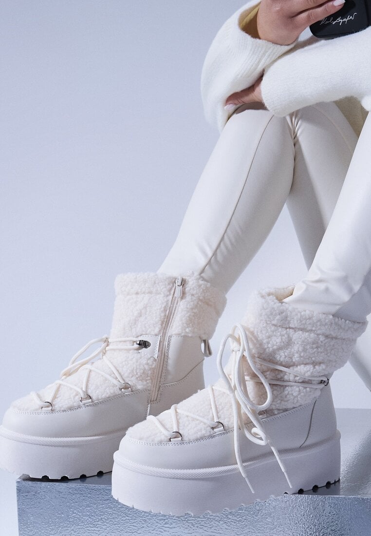 Cizme de zăpadă Bej cu șireturi Vices cu platformă și blană Ravorelle