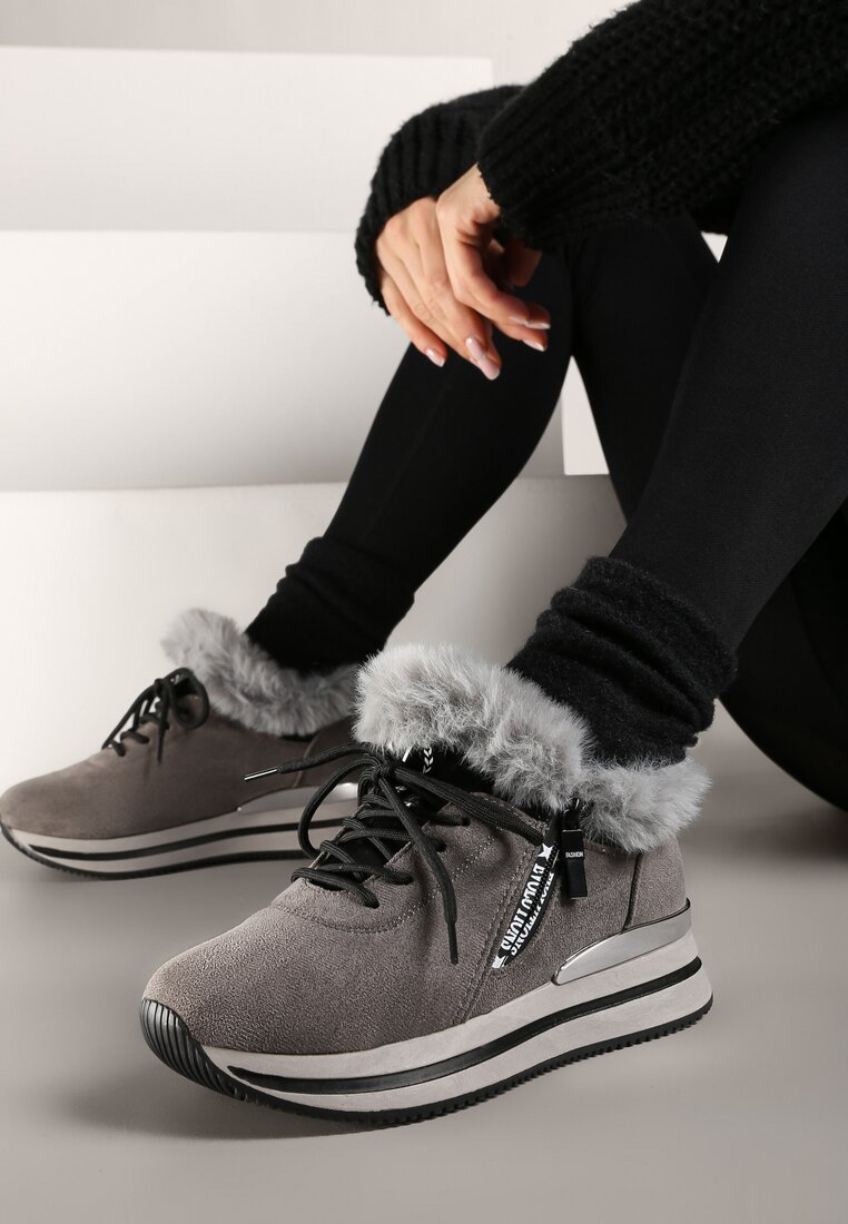 Adidași Gri pe Talpă Plată cu Scris și Blană Taricea