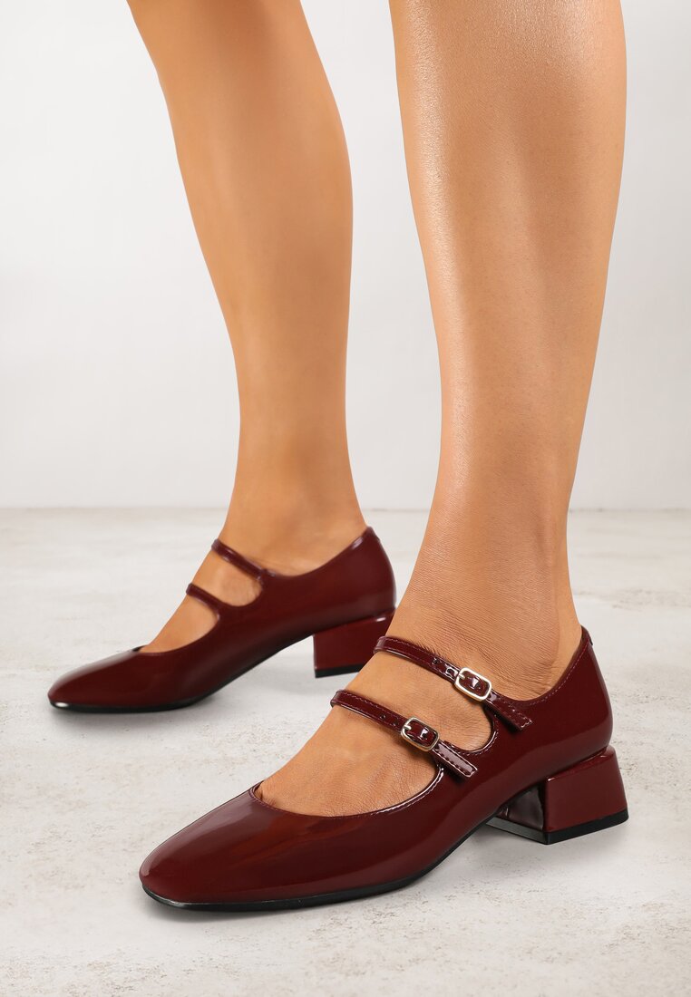 Pantofi cu toc Bordeaux lăcuiți, cu toc gros, cu barete și catarame Omeisa