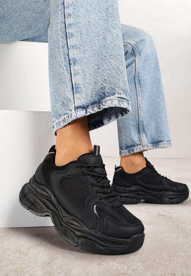 Sneakersy Negre Vices cu Platformă Decorate cu Ștanțare Natiselle