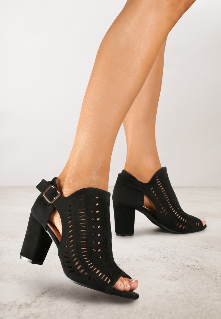 Sandale Negre Vices pe Toc cu Model Perforat, Cataramă și Decupaj Feliyra