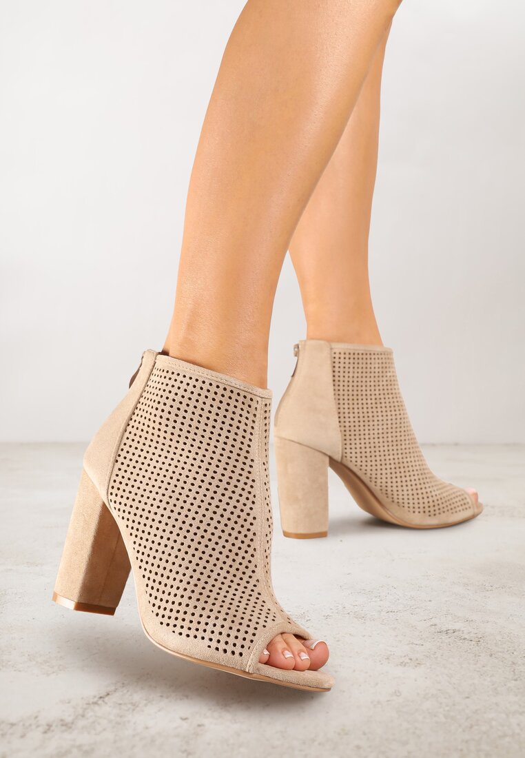 Sandale Ajurate Bej Vices din imitație de piele întoarsă cu toc gros Finiri