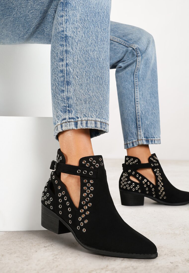 Botine Negre Vices cu toc gros stil cowboy cu aplicații metalice și decupaje Virori