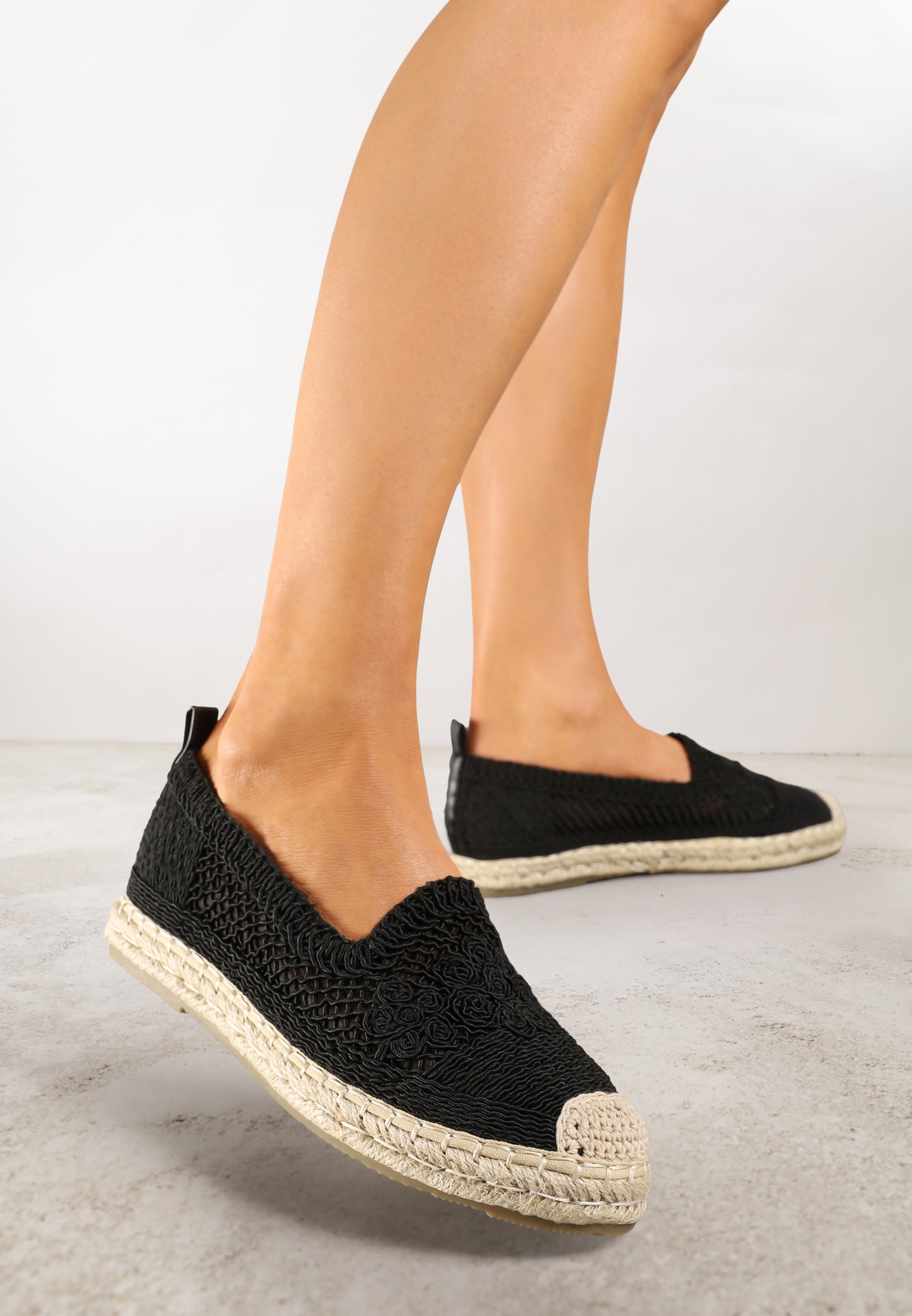 Espadrile Negre Vices pe Talpă Împletită Decorate cu Model Croșetat Finselina