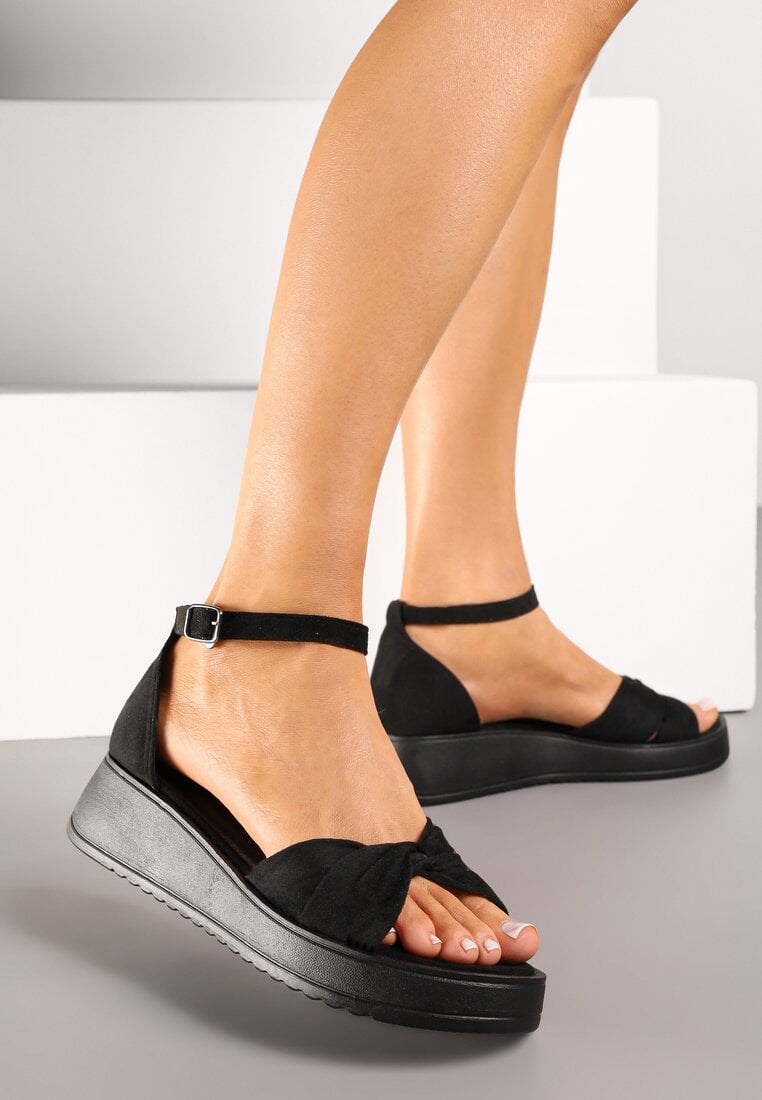 Sandale Negre Vices cu Baretă Decorativă și Curea cu Cataramă Rearosa