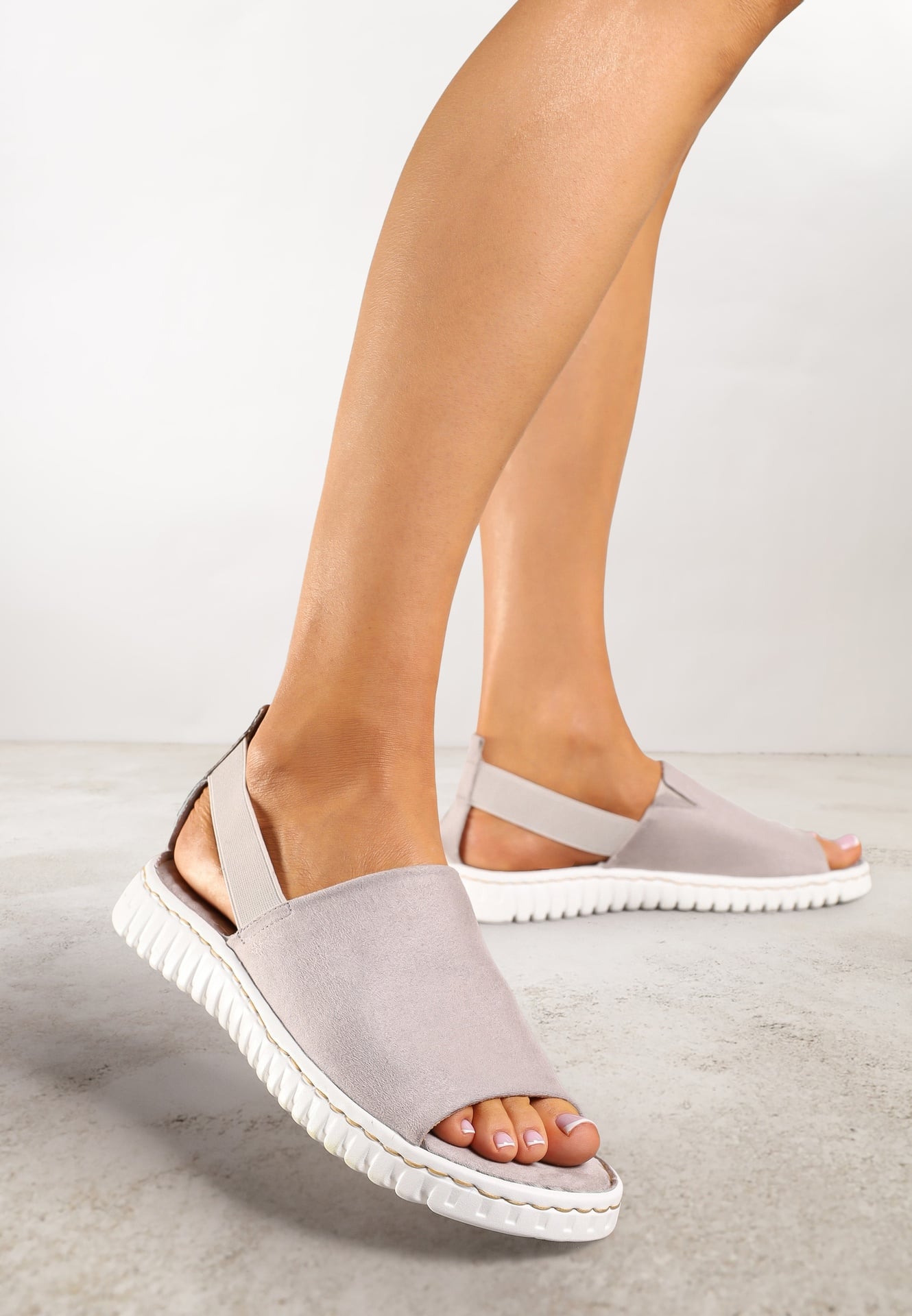 Sandale Gri Vices cu Curea Elastică și Talpă Embosată Folarielis