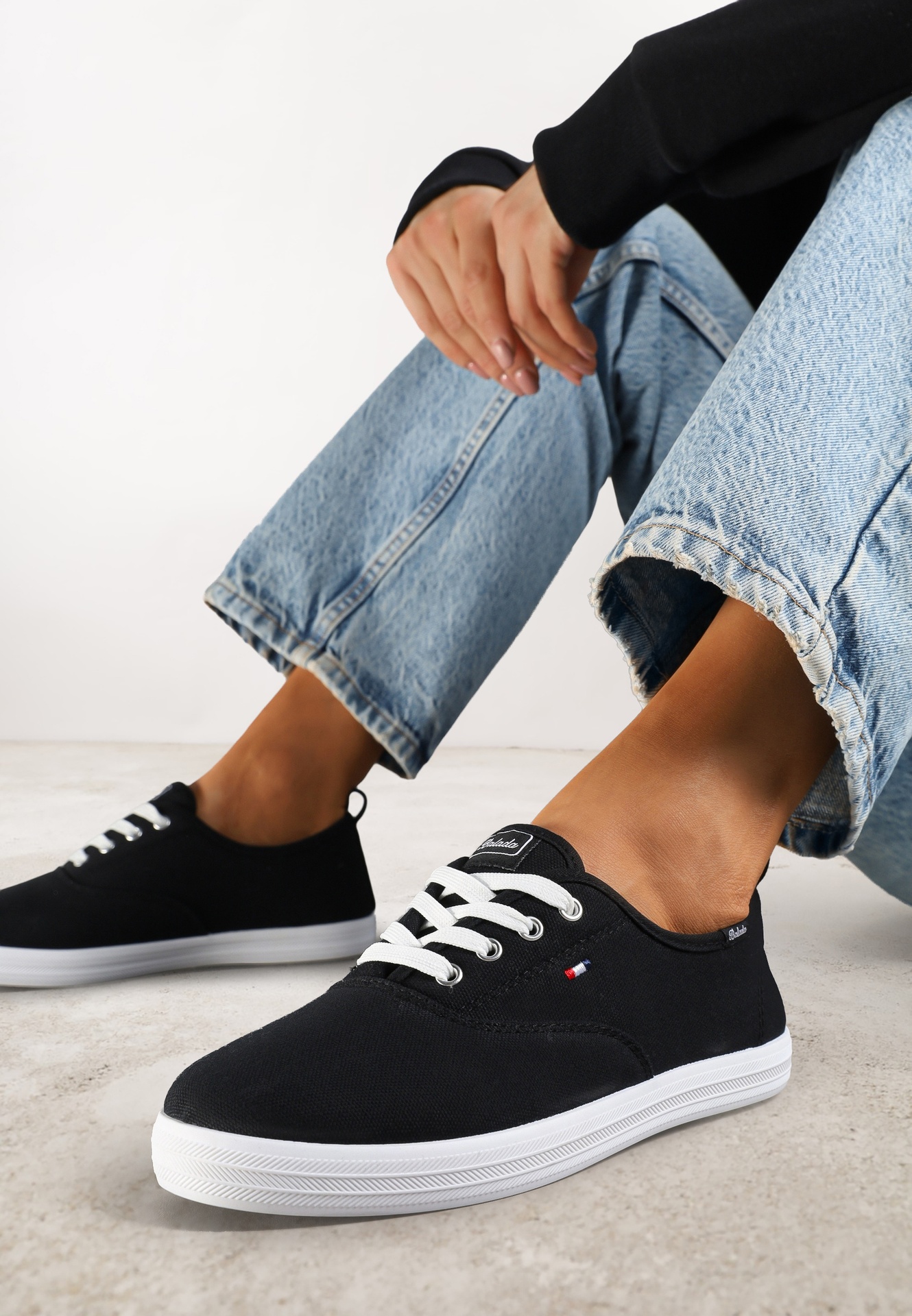 Tenisi Negre Clasice Vices cu Șireturi Telisara