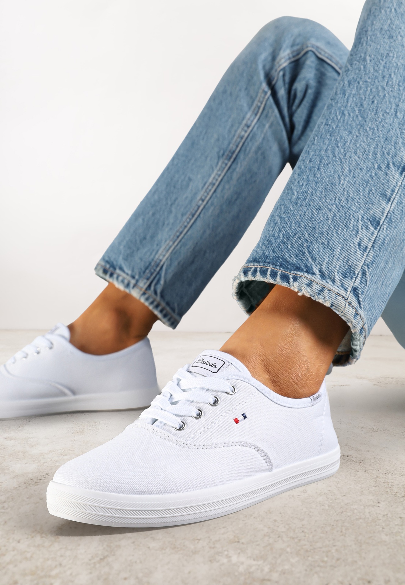 Tenisi Albi Basic Vices Hallriva