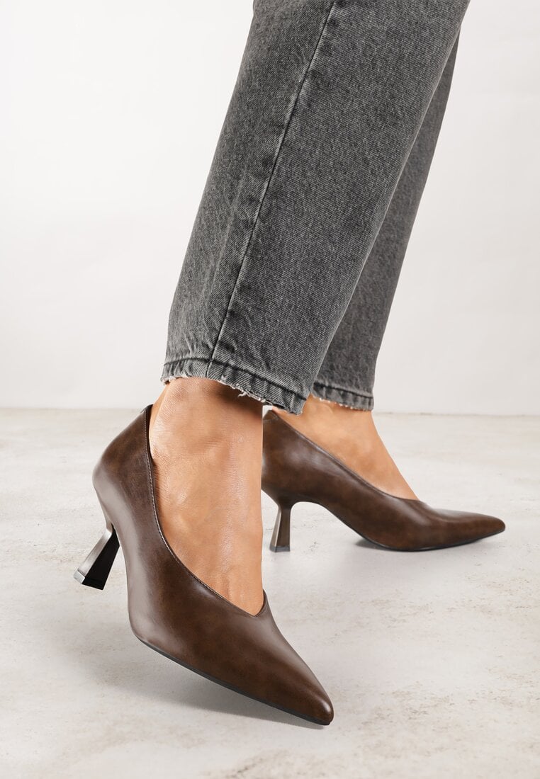 Pantofi cu toc Maro Vices cu toc mic cu branț din piele naturală Zaisse