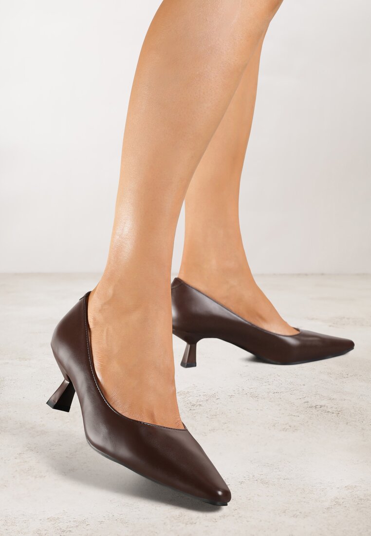 Pantofi cu toc Maro Vices cu toc tip boboc cu branț din piele naturală Nalibre