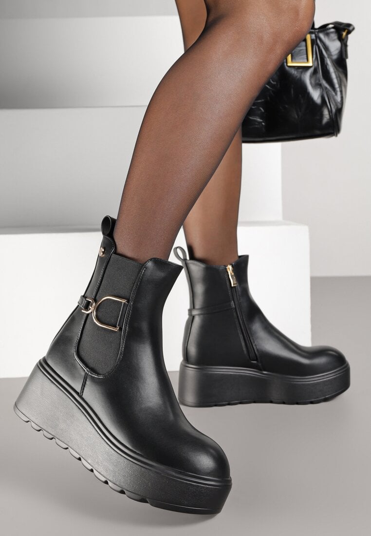 Botine tip Chelsea negre Vices pe platformă decorate cu catarame Falinnea