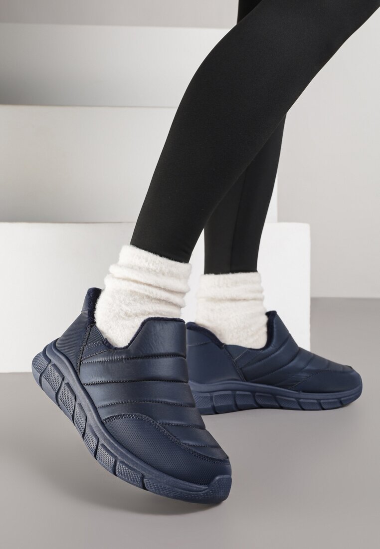 Ghete de zăpadă stil sneakers bleumarin cu platformă, cu imprimeu în relief și cu carâmb matlasat Vermina