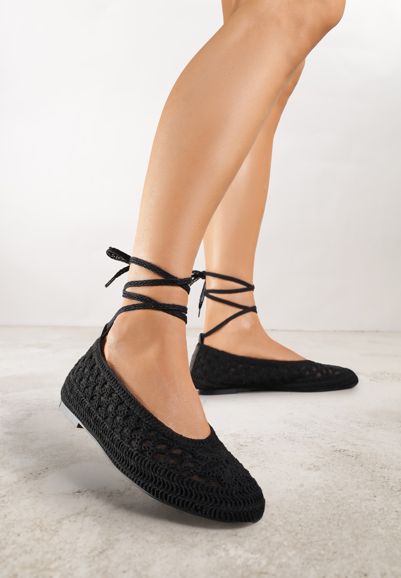 Balerini Negre Vices cu carâmb croșetat și cu șiret în jurul gleznei Ernelia