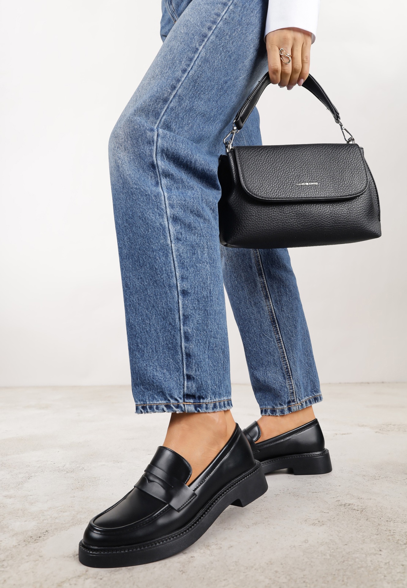 Mocasini Negre Vices Decorați Cu Cusături Racce