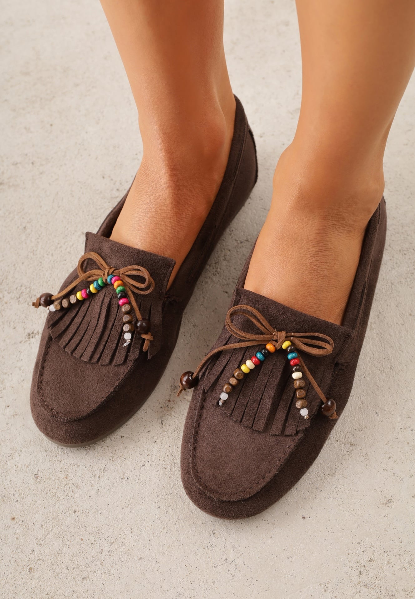 Mocasini Maro închis VICES din imitație de piele întoarsă cu fundiță, cu mărgele colorate și cu o talpă interioară din piele Nenden